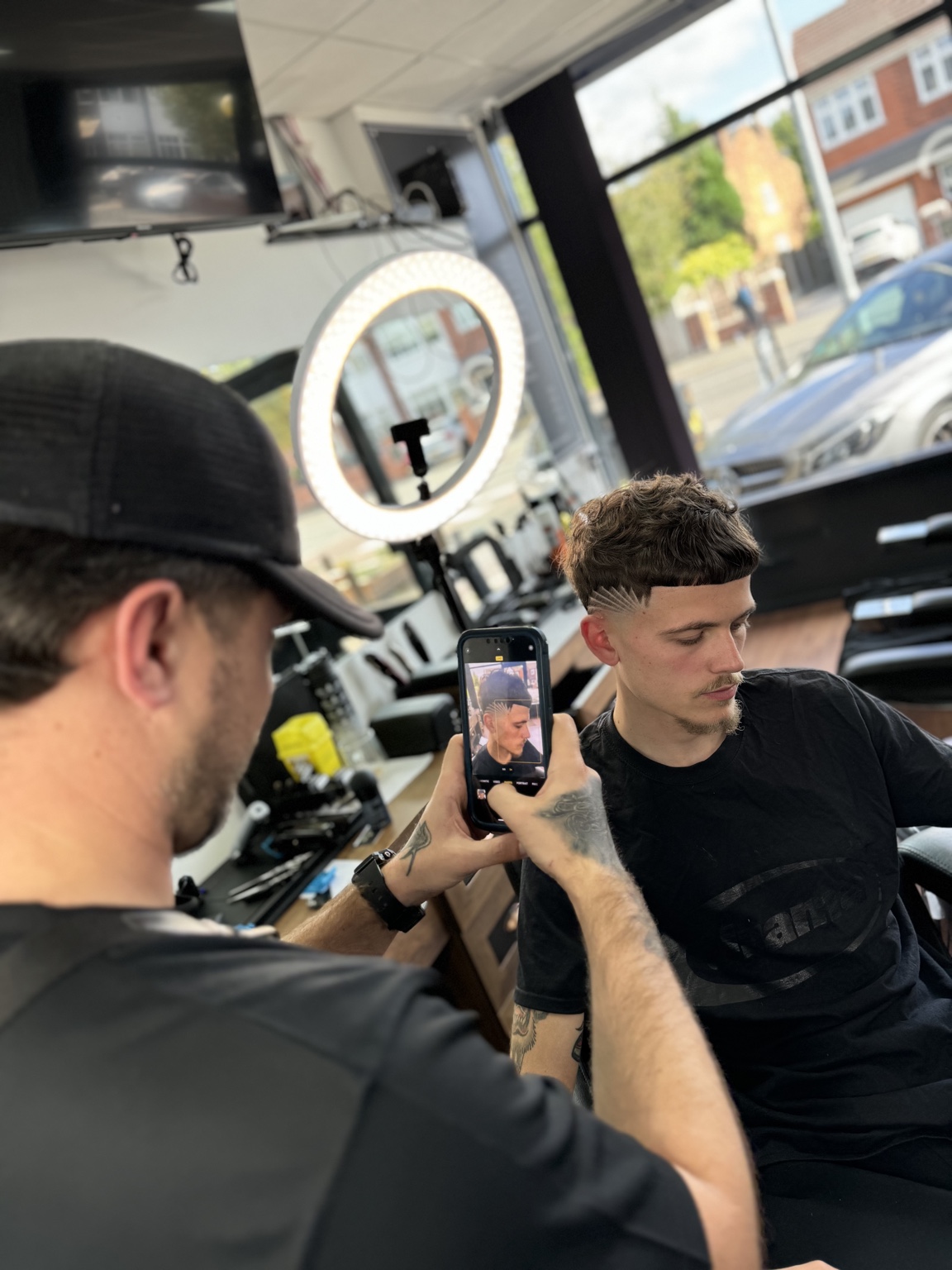 Grim crafting pattern with razor